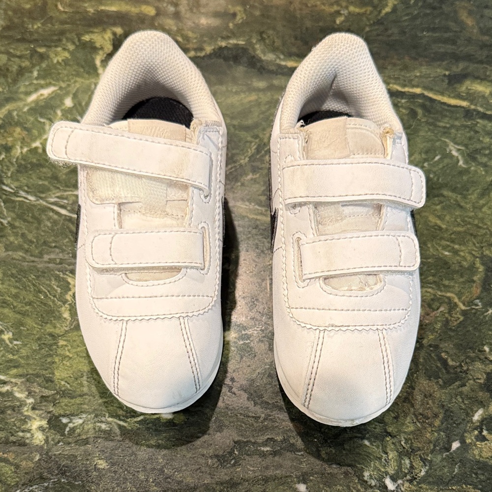Nike Toddler Shoes Size 9